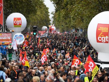 Ato na França repudia corte de direitos dos trabalhadores