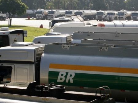 Parente aprova privatização de 25% a 40% da BR Distribuidora