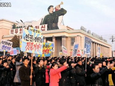 Coreia Popular segue seu rumo enquanto EUA não para de ladrar