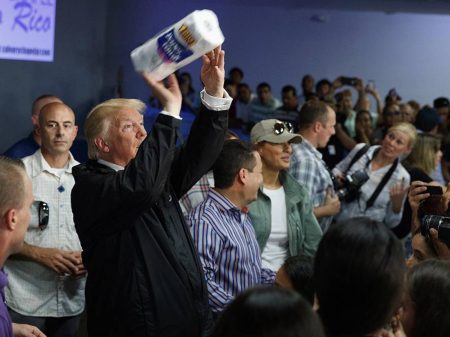 Visita de Trump a Porto Rico: nada de apoio a desalojados e só cobranças e constrangimentos