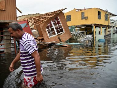 “À destruição pelo furacão, soma-se a  devastação de Porto Rico por Wall  Street”, denunciam 200 acadêmicos