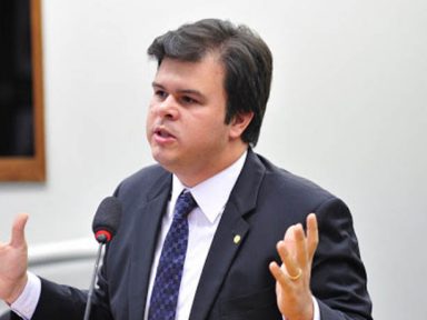 Ministro oferta Eletrobrás nos EUA