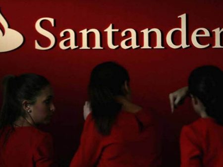 MPF denuncia diretor do Santander por corrupção
