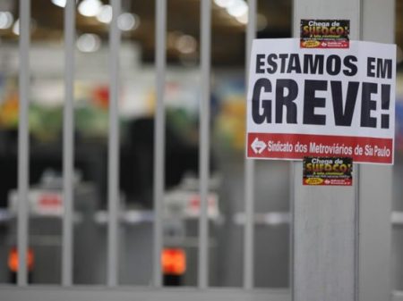 Metroviários de SP aderem à greve geral dia 5 de dezembro
