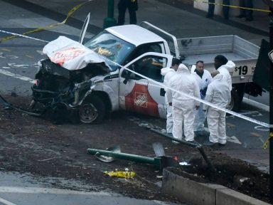 Terror no Halloween: desatinado atropela e mata 8 e deixa 11 feridos em Nova Iorque