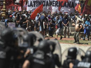 Argentina segue conflagrada contra  reforma de Macri