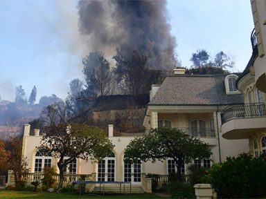 Los Angeles em chamas: mais de 150 mil são evacuados