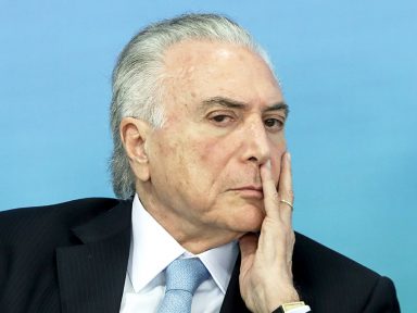 Temer insiste em jogar as aposentadorias só para depois da morte