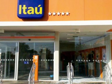 Itaú lucra 24 bi e Bradesco 19 bi em 2017