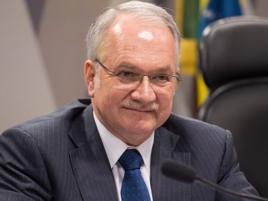 Fachin rejeita pedido de HC a Lula e manda para o plenário do STF decidir