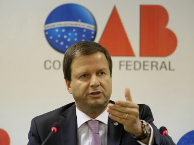 OAB condena encontros secretos do investigado Temer com diretor da PF
