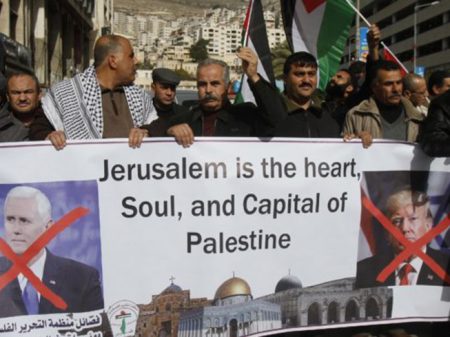 Liga árabe condena EUA por mudar embaixada para Jerusalém