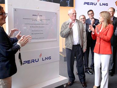 Peru: presidente Kuczynski armou entrega de jazidas de gás à Shell