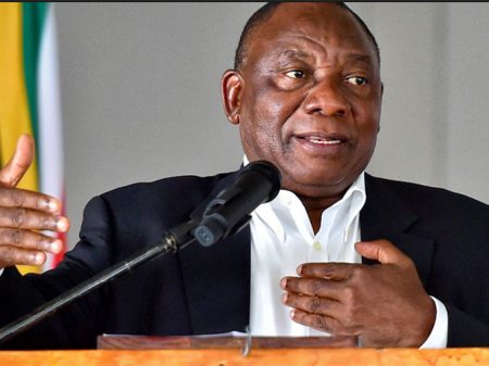 Presidente sul-africano promete compensar terra usurpada pelo apartheid