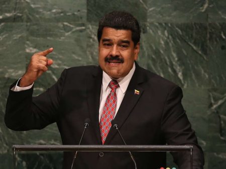 Atropelo de Maduro à democracia colhe isolamento internacional