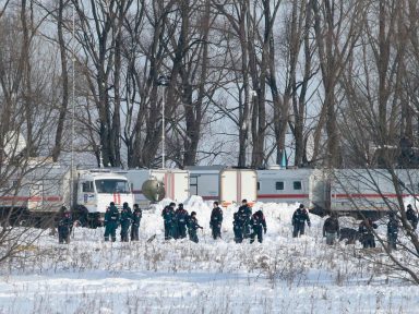 Queda de avião perto de Moscou deixa 71 mortos