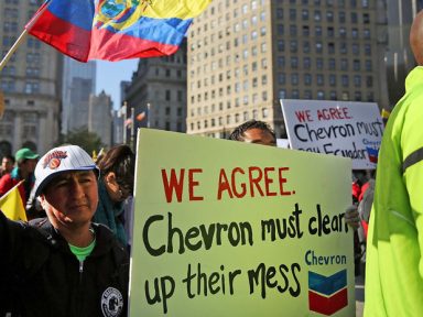 Equatorianos exigem investigação da Chevron por compra de testemunhas