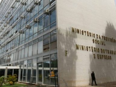 PF investiga corrupção no Ministério do Trabalho