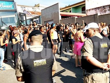 Mulheres invadem sede da Nestlé em Minas Gerais e denunciam os crimes da multinacional suíça