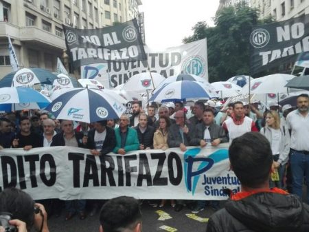 CGT encabeça ato contra tarifaço de Macri