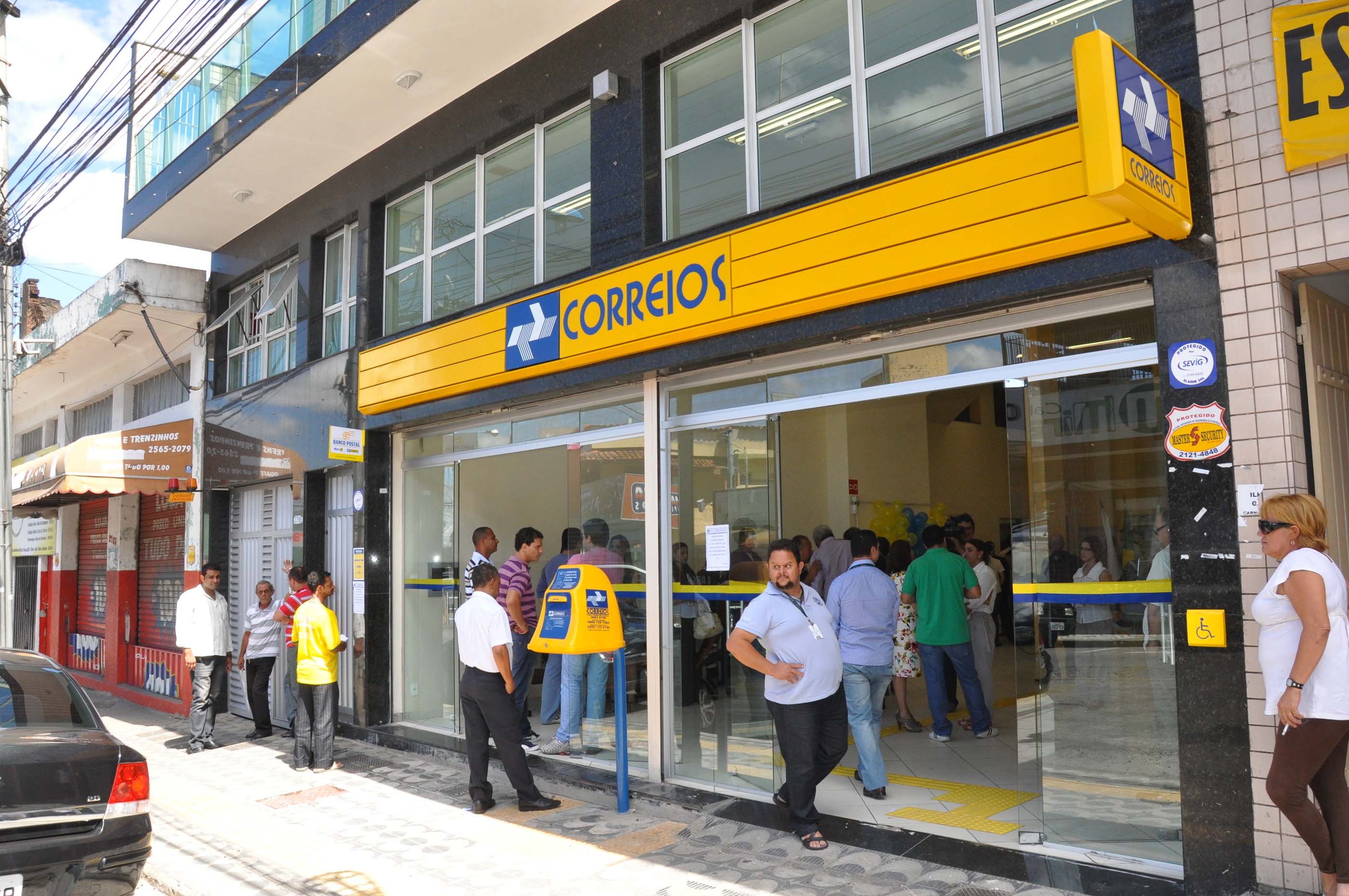 Correios vão fechar 513 agências e demitir 5.300 funcionários