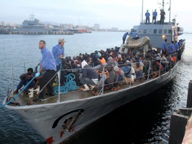 Mediterrâneo: Três mil africanos já morreram este ano em busca de asilo