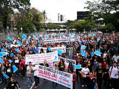 Professores repudiam política de Pimentel de ‘parcelar parcelas’ dos salários