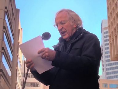 “Assange expôs ataque dos EUA às leis internacionais”, afirma Pilger