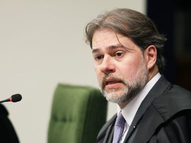 Toffoli solta corruptos mas mantém acusado de furtar R$ 10 preso