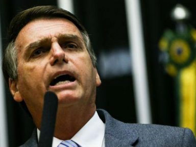 Bolsonaro tenta terceiro vice