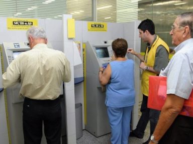 Após pressão da COBAP, Temer antecipa 13º de aposentados