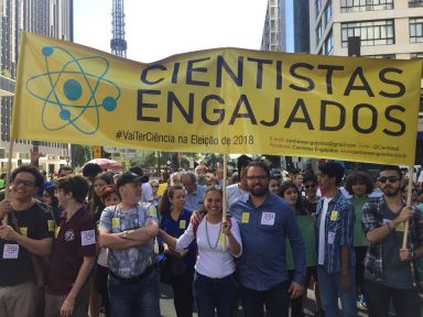 Marcha pela Ciência denuncia cortes do setor: “Estamos vivendo um desmonte”