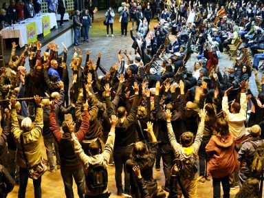 Servidores de Porto Alegre entram em greve contra arrocho e corte de direitos