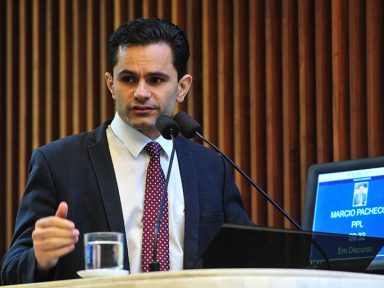 PR: Pacheco propõe discutir aumentos da Sanepar