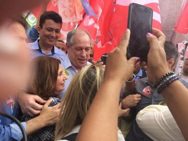 “Alckmin é a continuidade de Temer”, afirma Ciro em Minas