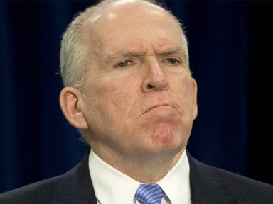 Brennan, ex-diretor da CIA, vê ‘russos’ até embaixo da cama