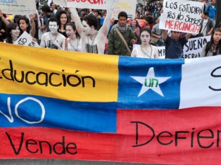 Colômbia: estudantes marcham por recursos para universidade pública