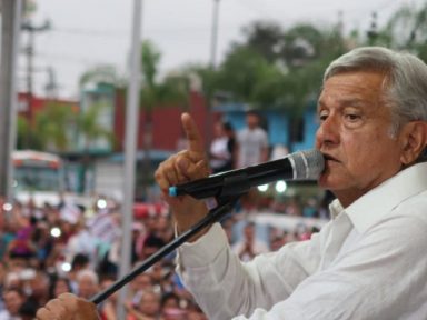 Obrador anuncia plano de ação para barrar roubo de combustível na Pemex