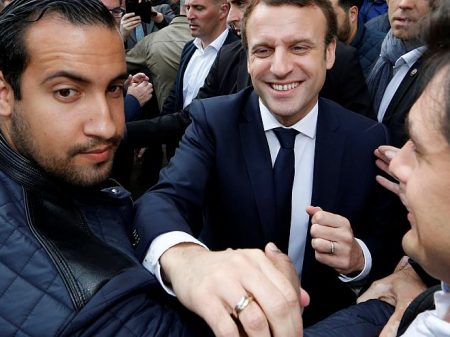 Ex-guarda-costas de Macron é processado de novo por espancar manifestante