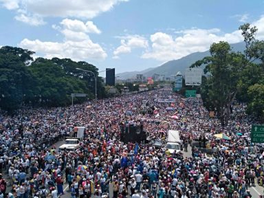 PCdoB condena ameaça de intervenção na Venezuela e subordinação de Bolsonaro