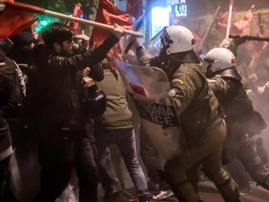 Visita de Merkel  à Grécia é repudiada em Atenas