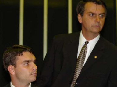 Marco Aurélio nega foro privilegiado e autoriza investigação de Flávio Bolsonaro