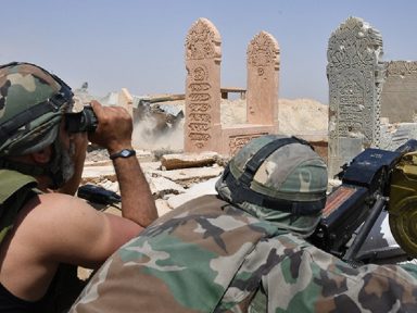 EUA bombardeia artilharia síria para dar cobertura a ataque de terroristas