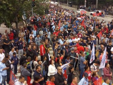 Metalúrgicos do ABC paulista saem às ruas em defesa da aposentadoria
