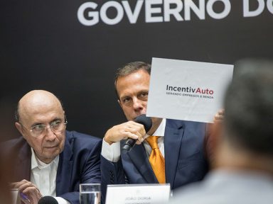 Doria beneficia montadoras com isenção de imposto