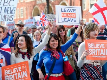 Parlamento derrota pela 3ª vez o “acordo Brexit” de Theresa May