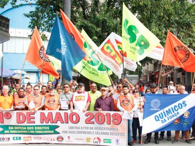Centrais lançam 1º de Maio unificado contra ataques à Previdência e direitos dos trabalhadores