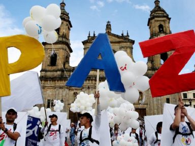 Deputados derrotam sabotagem de Duque a acordos de paz na Colômbia