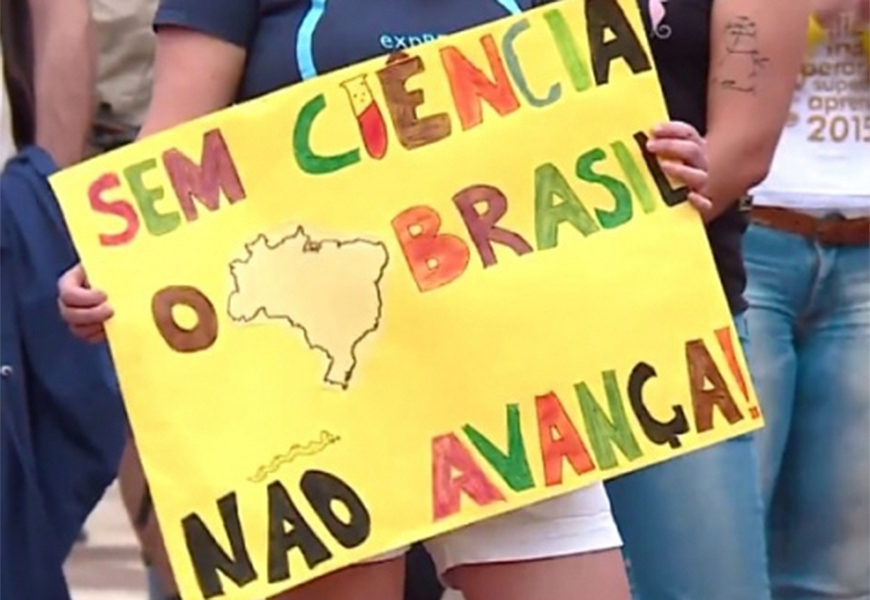 Iniciativa por la Ciencia y la Tecnología en el Parlamento brasileño repudia los recortes de Bolsonaro