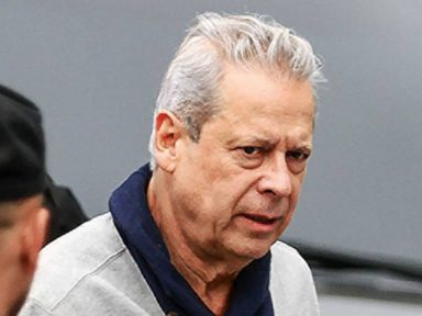 José Dirceu volta à prisão após decisão do TRF-4
